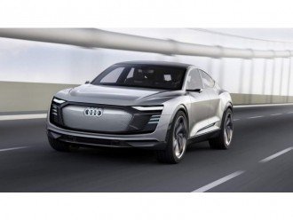 Audi E-Tron Sportback з'явиться в 2019 році