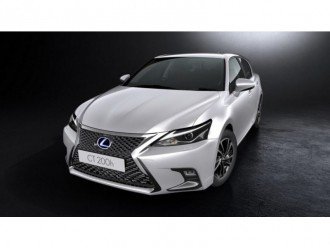 Lexus CT 200h оновився в останній раз