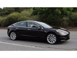 Нова модель Tesla – більше не таємниця