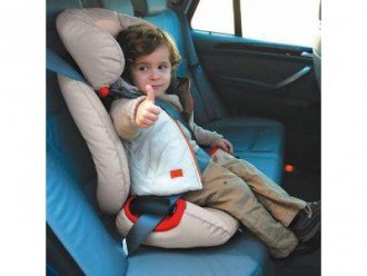 Встановлюємо дитяче автокрісло правильно