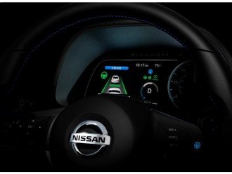 Nissan Leaf нового покоління: Фото салону