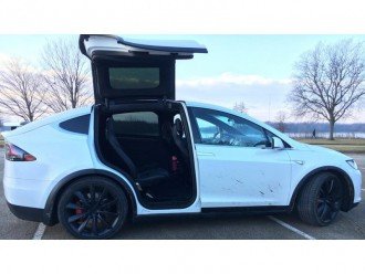 Огляд Tesla Model X P100D 2017