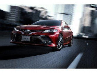 Гібрид Toyota Camry виявився помітно економічніше