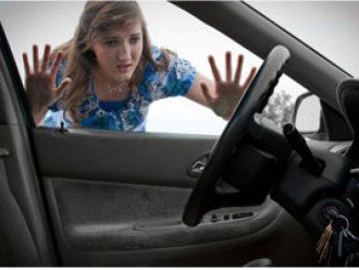 Поради щодо запобігання блокування вашого автомобіля