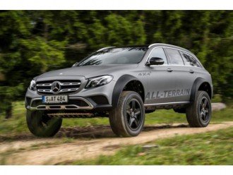 Універсал Mercedes E-Class став всюдиходом!