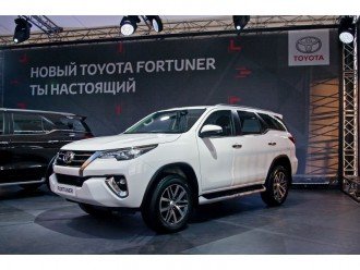 Оглядаємо позашляховик Toyota Fortuner 2017