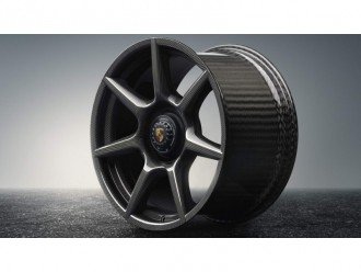 Перші в світі карбонові колісні диски Porsche
