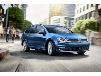 В Україну везуть партію дешевих Volkswagen Golf