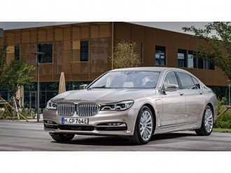 BMW готує технологічний фейсліфт 7 серії