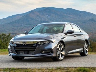 2018 Honda Accord Hybrid: більше простору багажника і економії