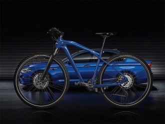 Велосипед BMW, що відповідає M5