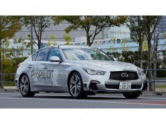 Nissan тестує повністю автономний Infiniti Q50 ProPILOT
