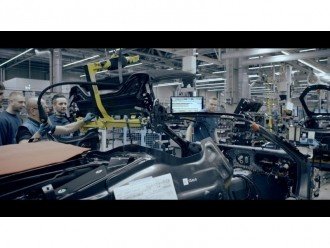 BMW i8 Roadster пішов у виробництво