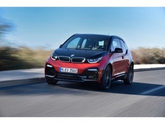 Тестуємо електрокар BMW i3s в теплих країнах