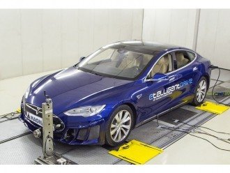 Magna покаже передову систему електроприводу