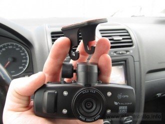 Як встановити автомобільний відеореєстратор
