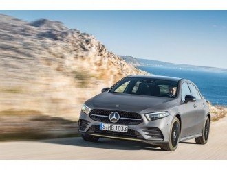 Новий Mercedes-Benz A-class 2018, в стилі «Hot and cool»