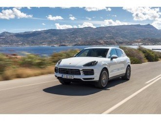 Перевіряємо характер позашляховика Porsche Cayenne
