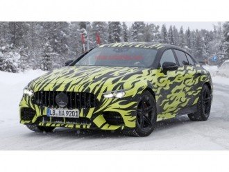 Нові шпигунські фото ​2019 Mercedes-AMG GT