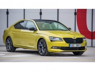 Гібридна Skoda Superb очікується в 2019 році