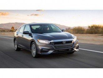 Гібридна Honda Insight - 4,2 л / 100 км в місті!