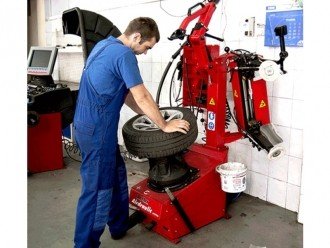 Впевнене водіння: шиномонтаж в Дніпрі