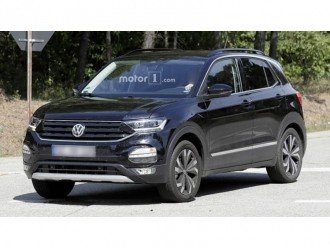 VW T-Cross тестують без камуфляжу