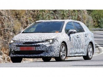 Тестується універсал Toyota Auris Touring Sports Wagon