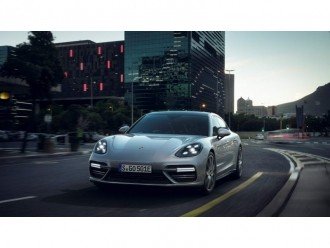 Porsche Panamera Turbo S e-hybrid встановив 6 рекордів