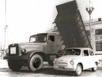 Важкий інтернаціонал: яким був перший КрАЗ