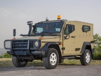 Легкий броньований всюдихід Plasan Hyrax