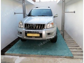 Автомобильный подъемник ножничный