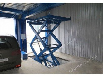 Автомобільний ножичний підйомник