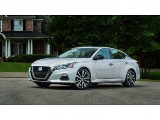 2019 Nissan Altima - новий повний привід і турбо двигун