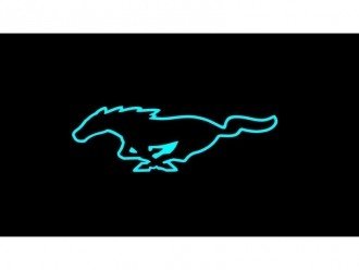 Ford підігріває інтерес до електричного Мустанг