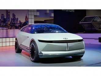 Електричний крос-хетч Hyundai 45 EV 2021