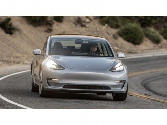 Модель Тесла 3 утверждена в службу такси Нью-Йорка