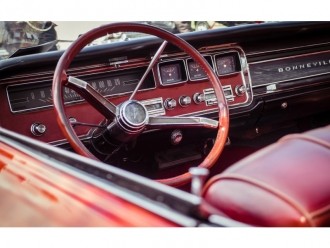 Как отреставрировать интерьер классического автомобиля