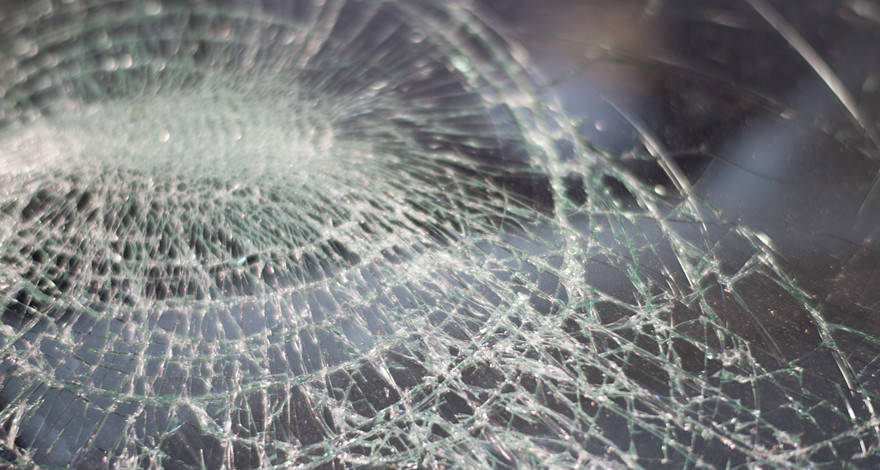 Статті :: Екплуатація. Догляд :: Как самостоятельно заменить лобовое стекло