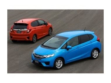 Honda демонструє нове покоління Fit Hybrid