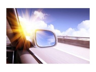 Як захистити себе і автомобіль від спеки і сонця?