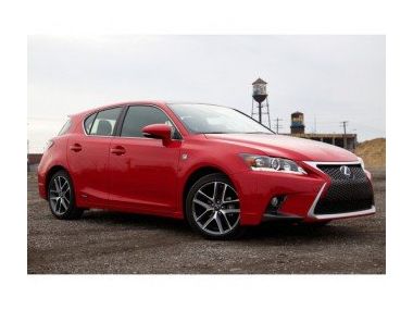 Lexus модифицировал модель CT 200h F Sport