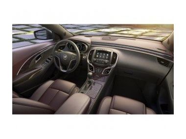 Розкішний інтер'єр Buick LaCrosse 2014