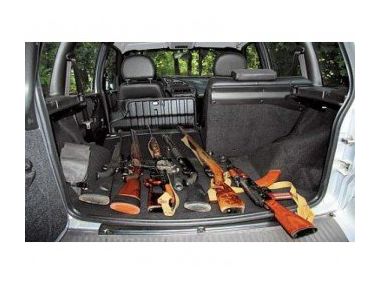 Автосалони створюють свою самооборону