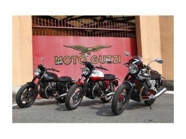 Нові моделі байків 2013 Moto Guzzi V7