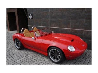 Компанія ATS випустила ретро-родстер Leggera