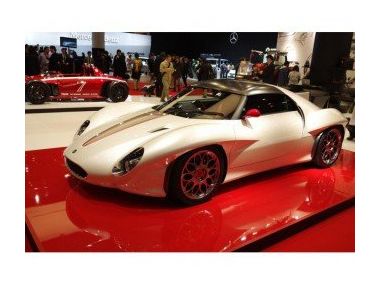 Кен Окуяма представив спортивні автомобілі..