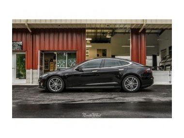 Tesla видає нескінченну гарантію ?!