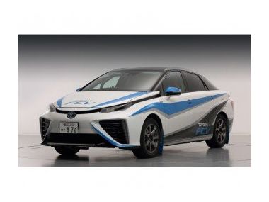 Водневий седан Toyota FCV 2015