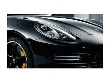 Спецверсії  Porsche Panamera Turbo S Executive Series